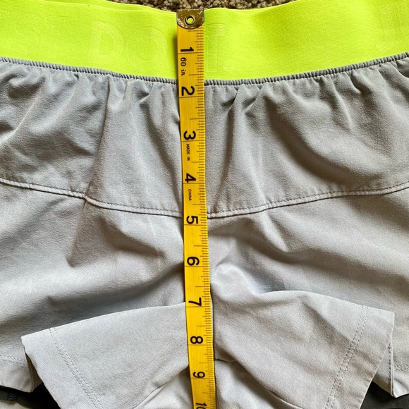 Nike Women's Dri-Fit Running Shorts - Picture 6 of 7